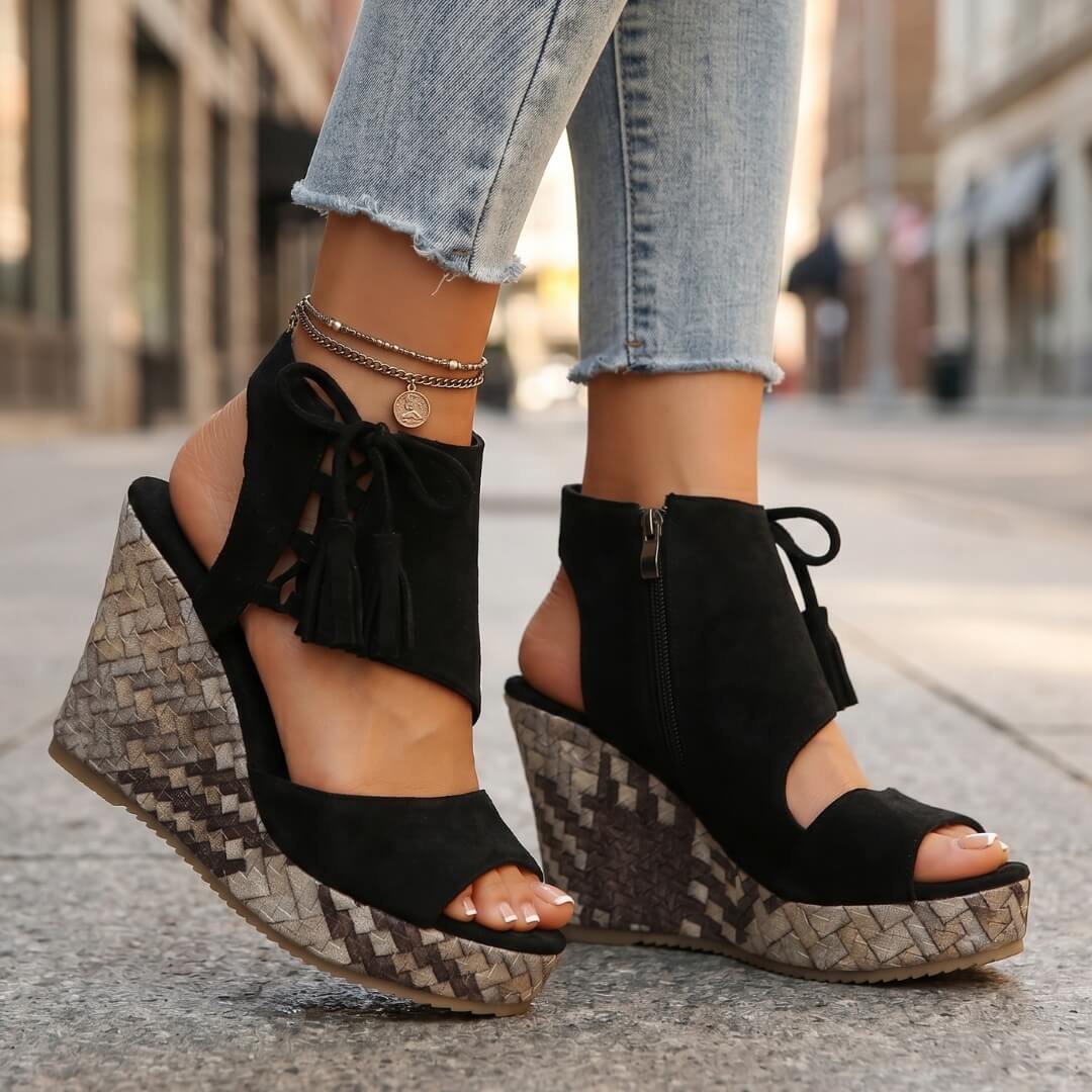 Rosmira Wedge Sandals